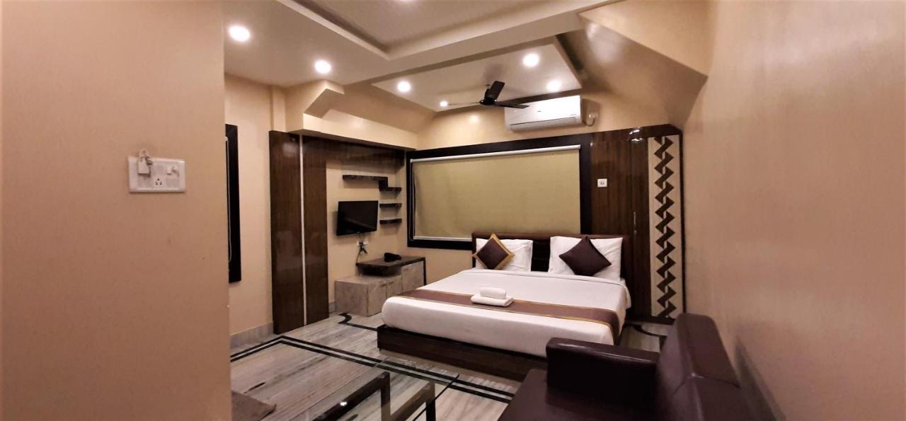 Dora House Hotell Calcutta Exteriör bild