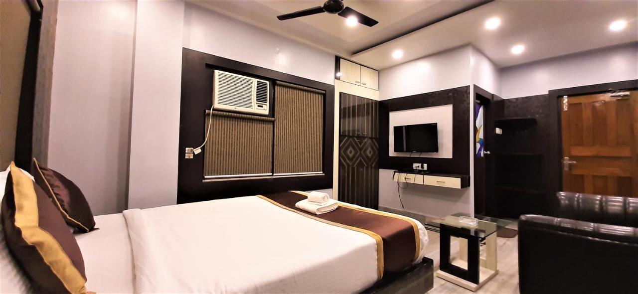 Dora House Hotell Calcutta Exteriör bild